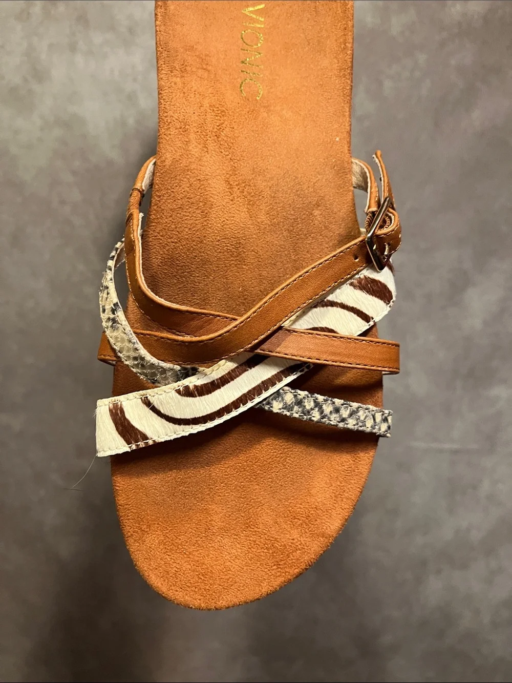 Vionic Zebra/Snakeskin Print Strappy Slide Sandals size 9